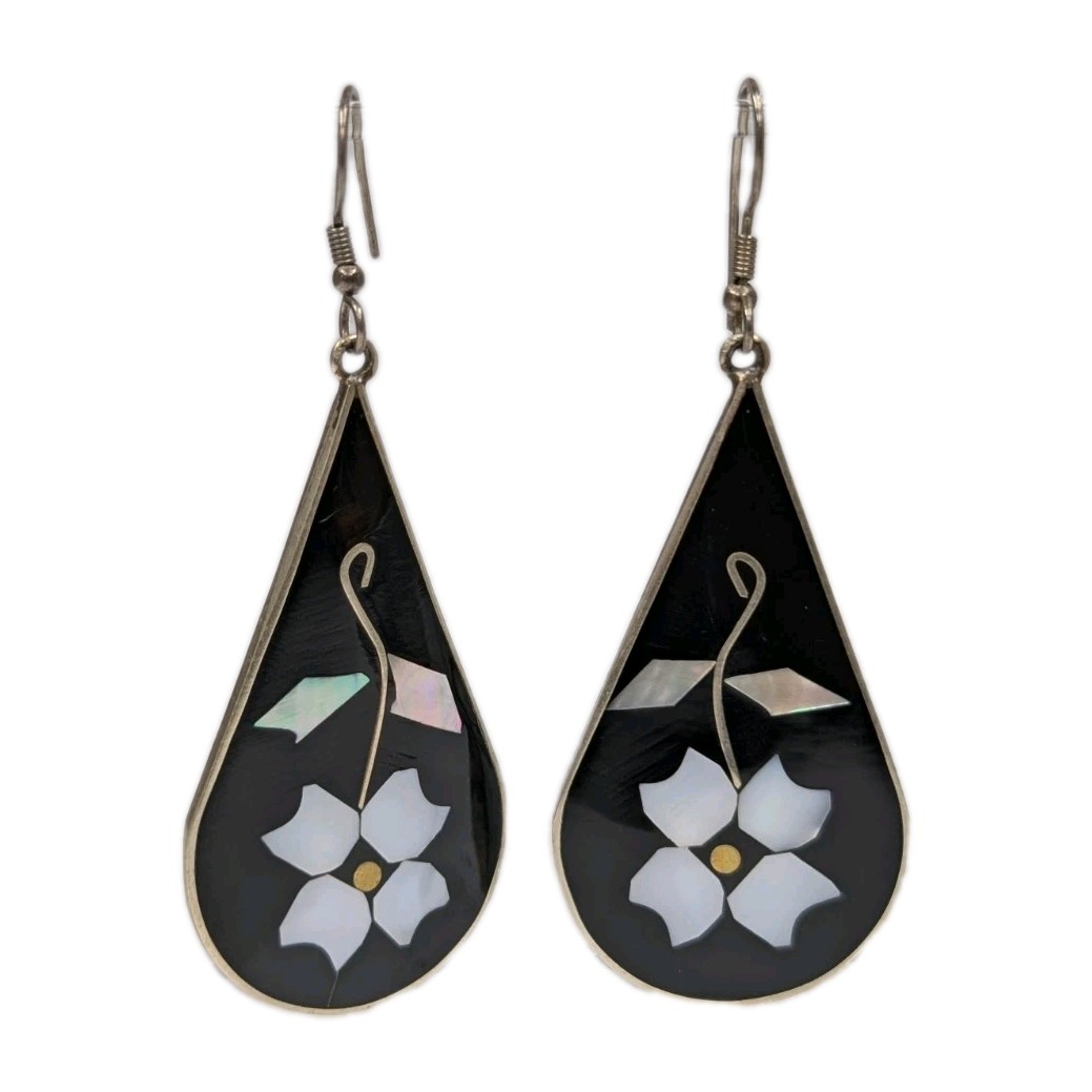 Vintage Alpaca Mexico black earrings with mother of pearl and abalone flower