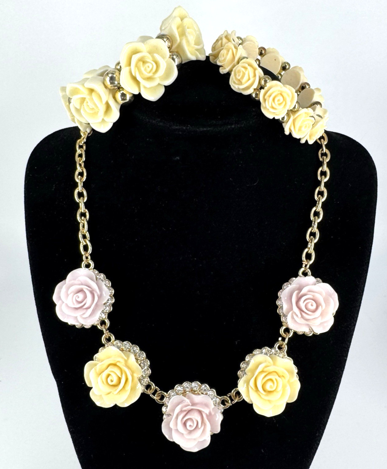 Charming Charlie 3 Pc Floral Rose Necklace Bracelet Set Pink Cream Rhinestone
