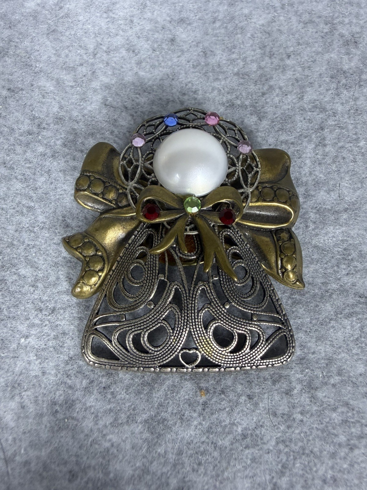 Vintage Angel Brooch Pin Set Filigree Faux Pearl Rhinestone Christmas Pair Retro