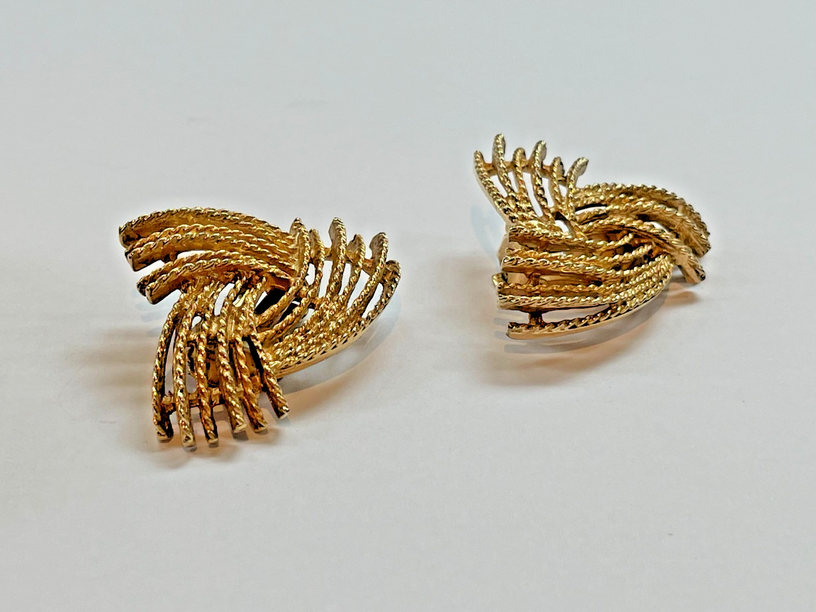 Vintage Gold Rope Twist Frond Bracelet & Clip Earring Set | 1960s
