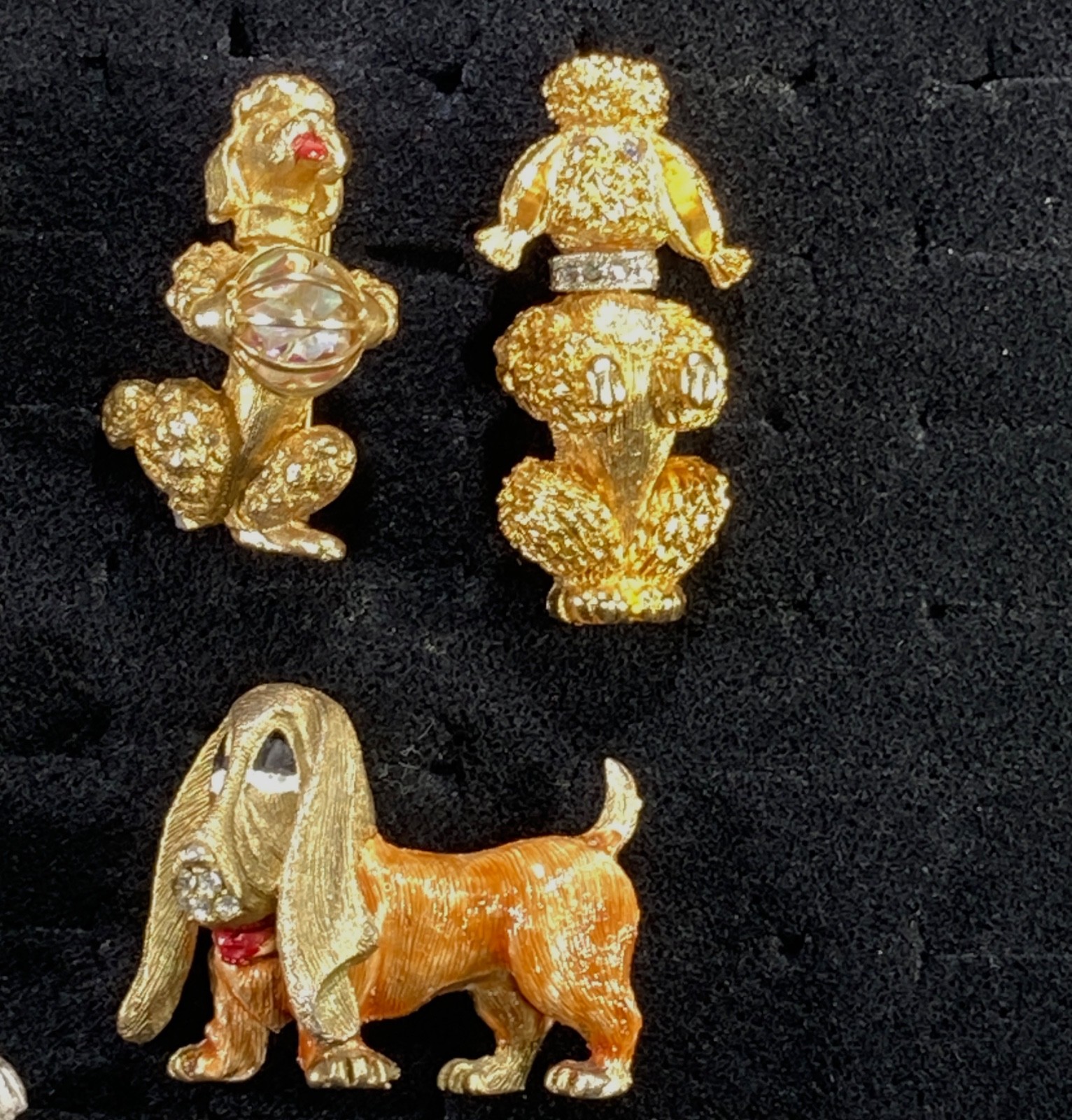 16pc Vintage Animal Lot Cat Dog Mice Brooch Pin Craft Wear Repair Figural Retro