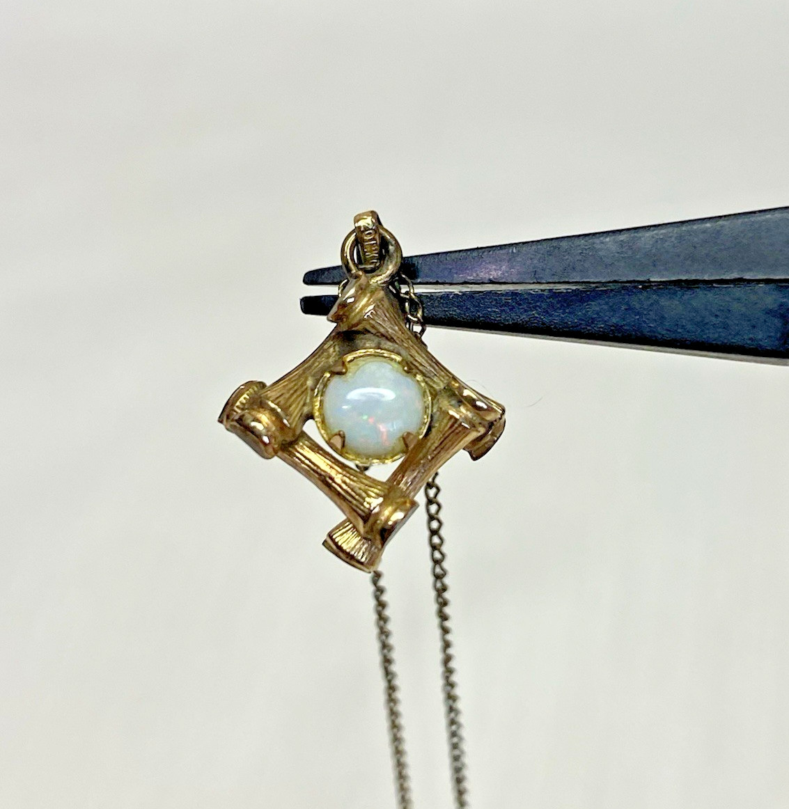 VINTAGE 12K GF Opal Pendant Necklace Bamboo Frame Gold Filled 22in Chain