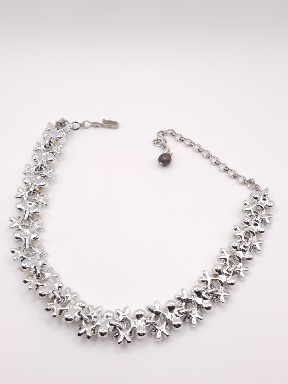 VTG Charel White Enamel Daisy Beaded Rhinestone Choker Necklace