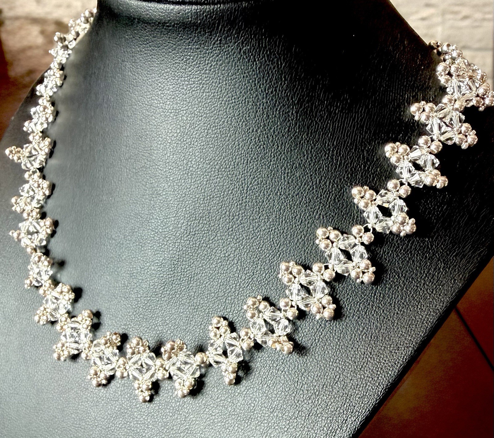 Handmade 925 Silver & Crystals beaded collar necklace W/925 Magnetic Clasp