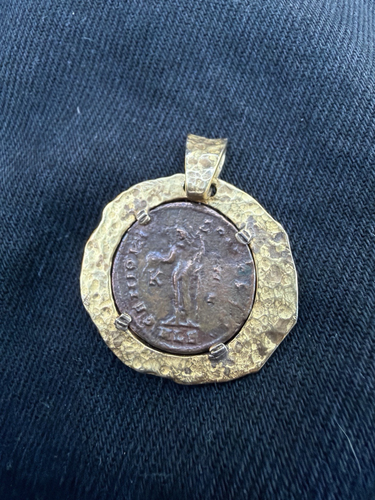 Coin Pendant Round Metal Bezel Setting Gold/Brown Unisex No Stone