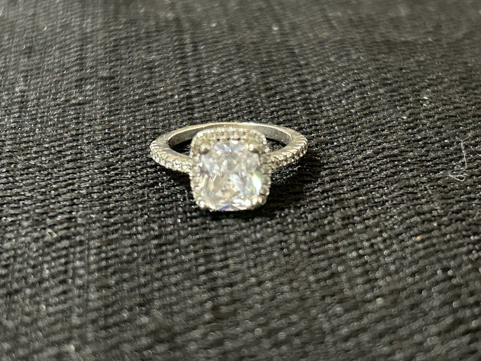 925 Sterling Silver Cushion Cut Cubic Zirconia Halo With Accents Ring Sz 4.25