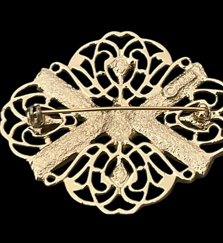 Vintage Sarah Coventry Gold Tone Filigree Coral Colored Beaded Brooch Pin