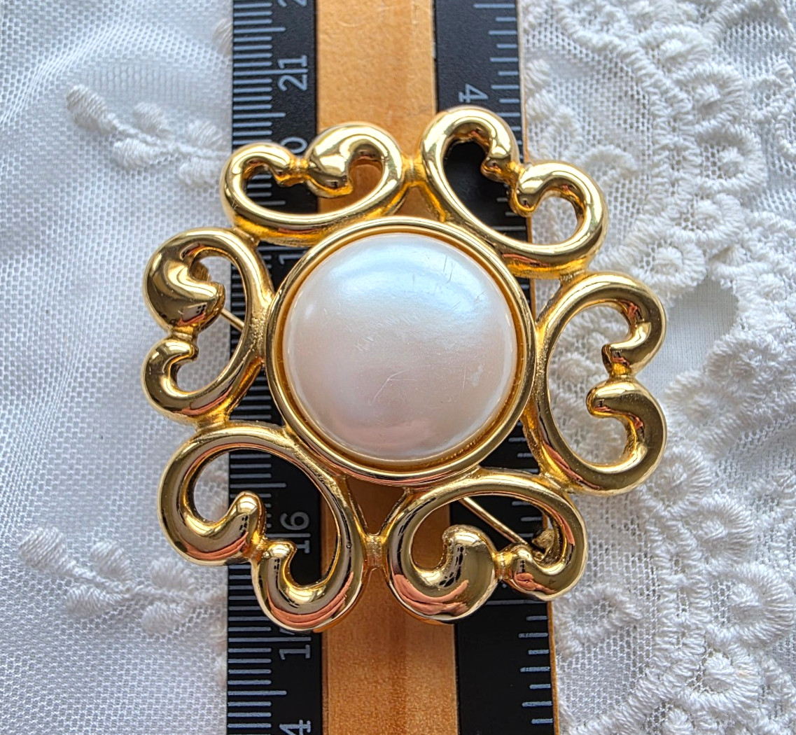 Vintage Signed Givenchy Brooch Pin Faux Pearl Open Work Gold Tone 2″