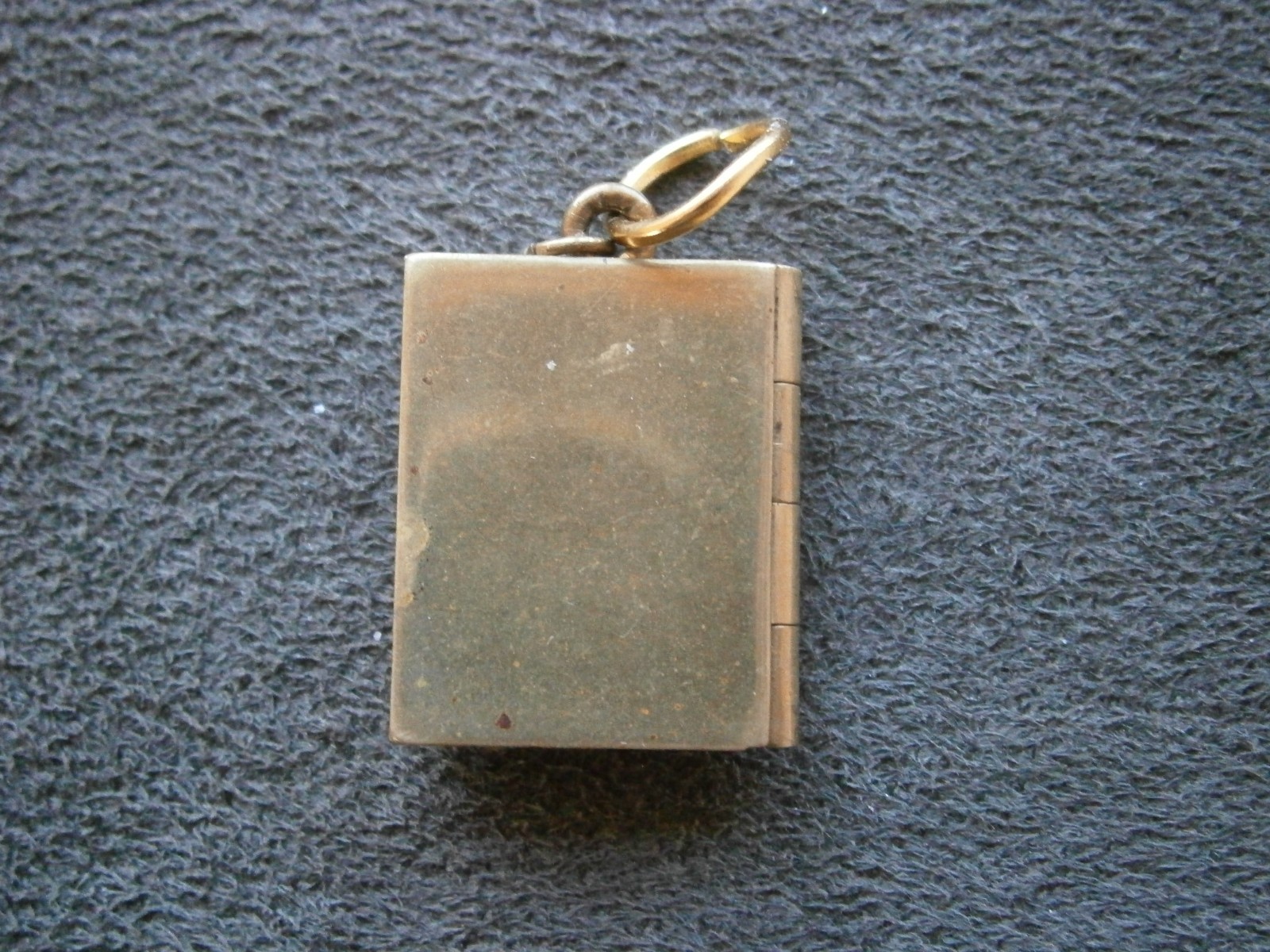 U S Army Military Sweetheart Locket Vintage Godtone Charm Pendant 4.7g ~ FLAW