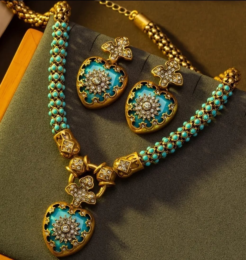 24k Gold Plated Vintage Rhinestone Royal Designs Necklace and Earrings Set