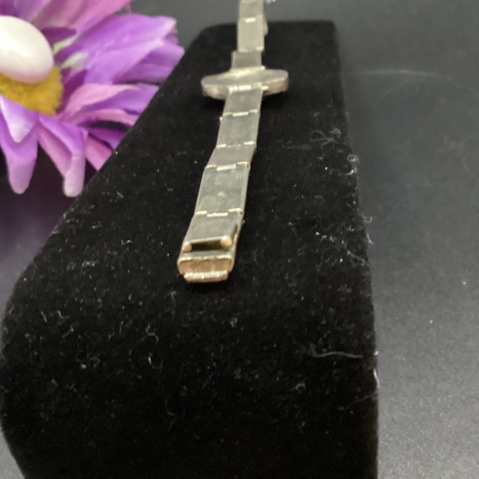 Art Deco 1920s silvertone metal bracelet with faceted red and white crystals 7”