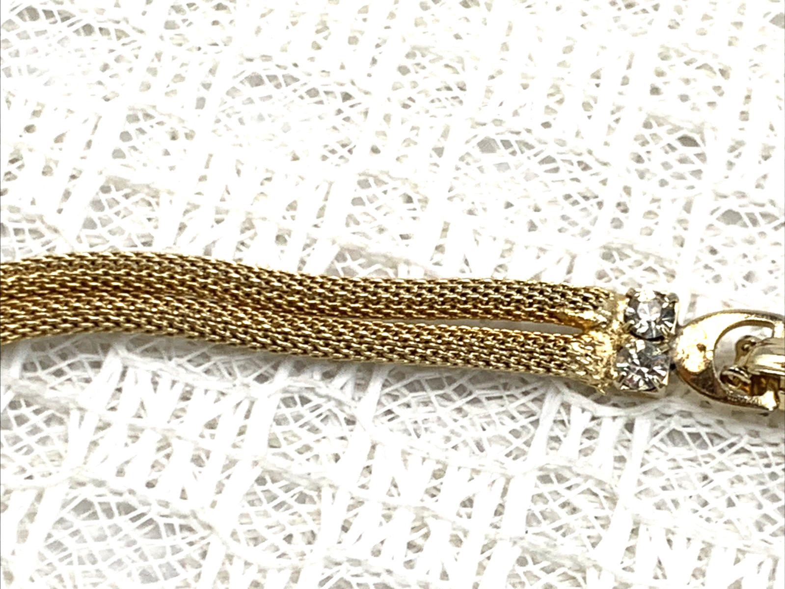BRAIDED Goldtone Mesh & Clear Rhinestone 15″ Necklace & 1-1/4 x 1″ Clip Earrings