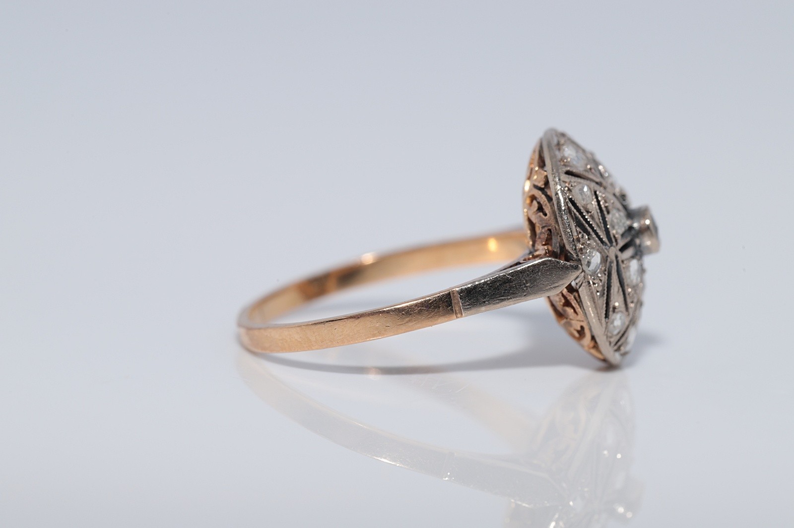 Antique Circa 1920s 18k Gold Art Deco Natural Rose Cut Diamond Decorated Ring