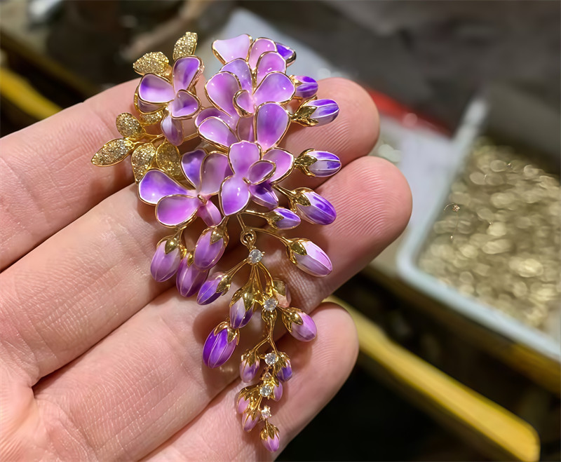 Enamel Color Design Purple Wisteria Flower Brooch, High Quality Flower Brooch