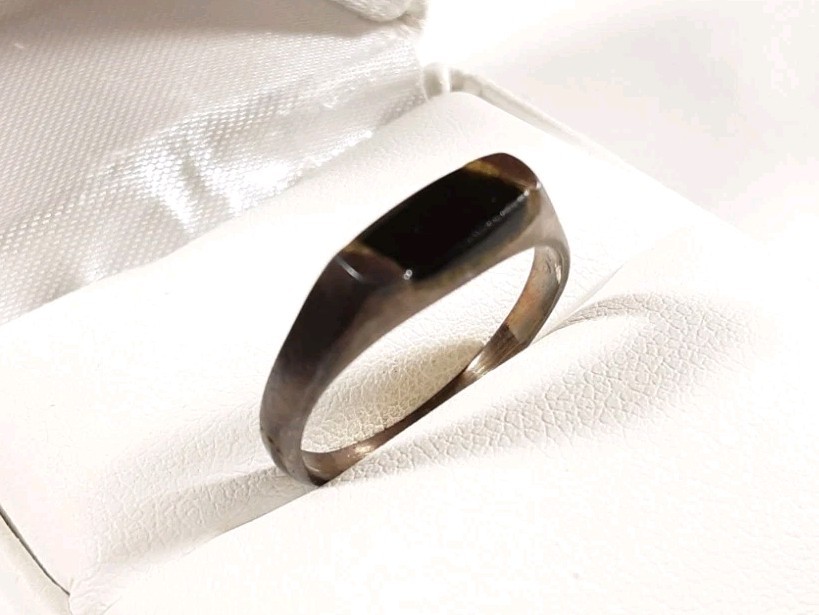 VINTAGE STERLING SILVER STACK STYLE ONYX SIZE 7.5 RING 2.3g AS IS