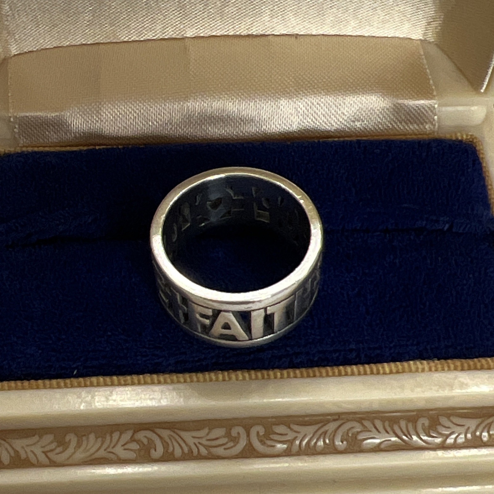 James Avery Sterling 925 Faith Hope Love Band Ring Retired Sz 5.75