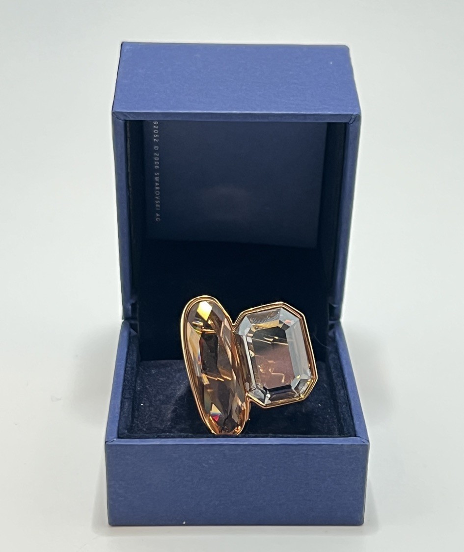Large Swarovski Swan Faceted Topaz Crystals Cocktail Ring Size 7 with Box