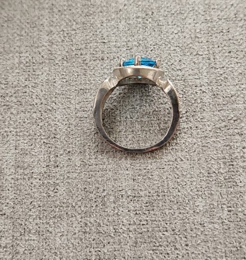 STERLING 925 BLUE ZIRCON? CZ? TOPAZ? HALO RING SIZE 7