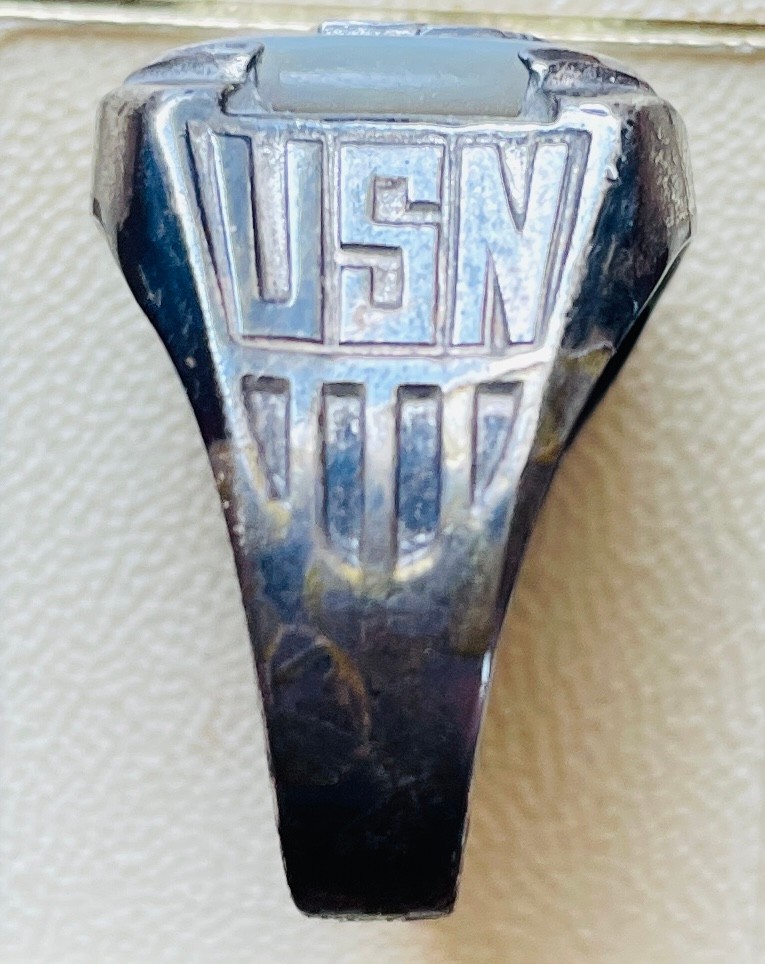 925 Sterling Silver US Navy appears Mother Of Pearl Ring Sz 9 probably from WWII