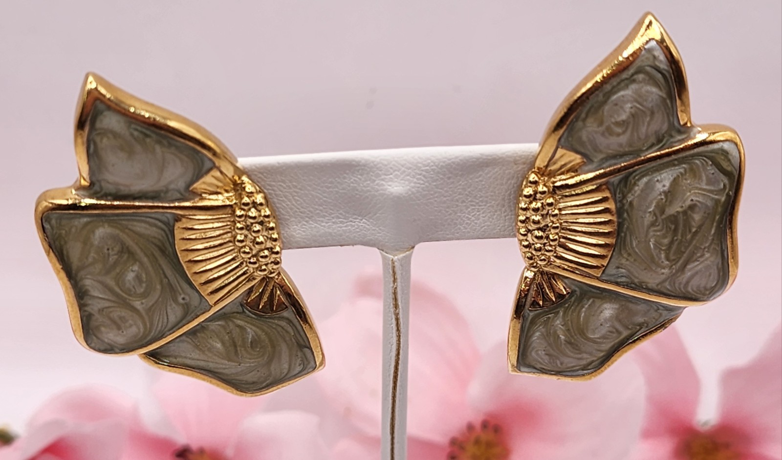 Vintage Signed Monet Garland Runway Couture Statement Flower Clip Earrings 1984