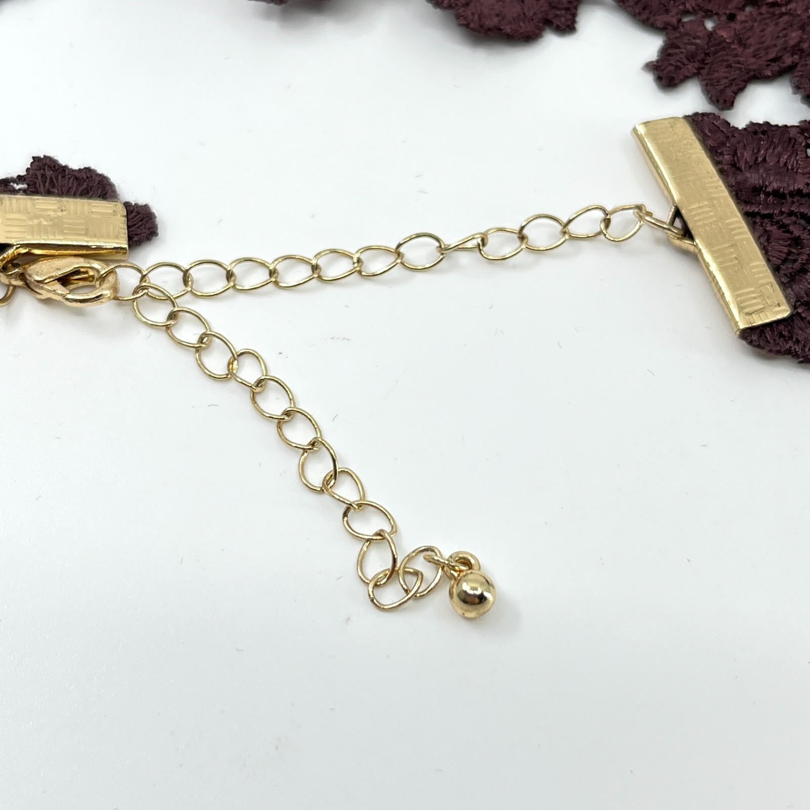 Vintage Retro Dark Burgundy Lace Rose Floral Choker Necklace Gold Tone Jewelry