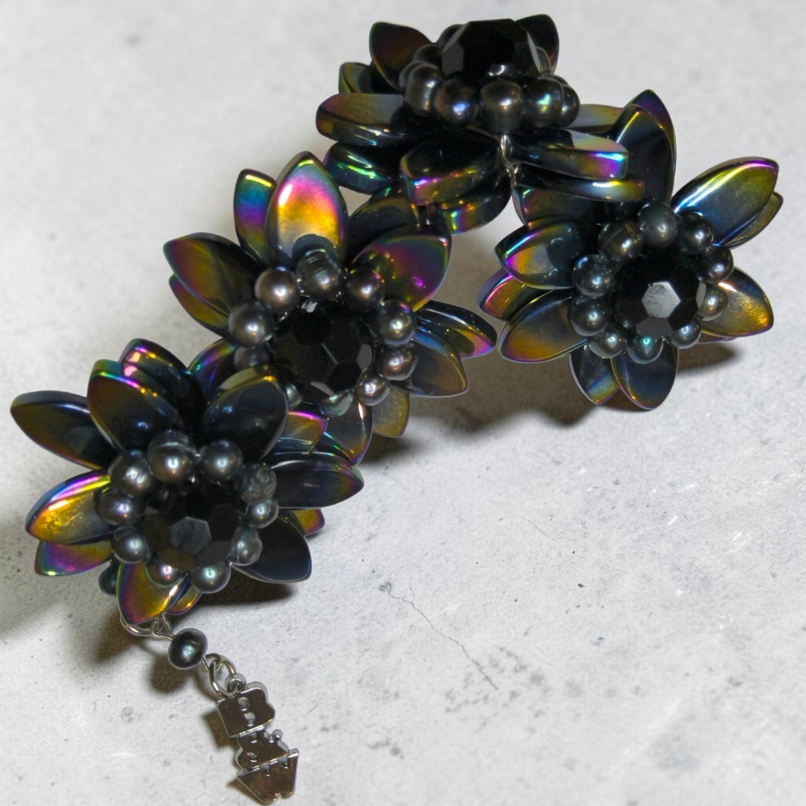 Vintage Butler & Wilson Oversized Floral Statement Bracelet B&W Box 2.5″ Flowers