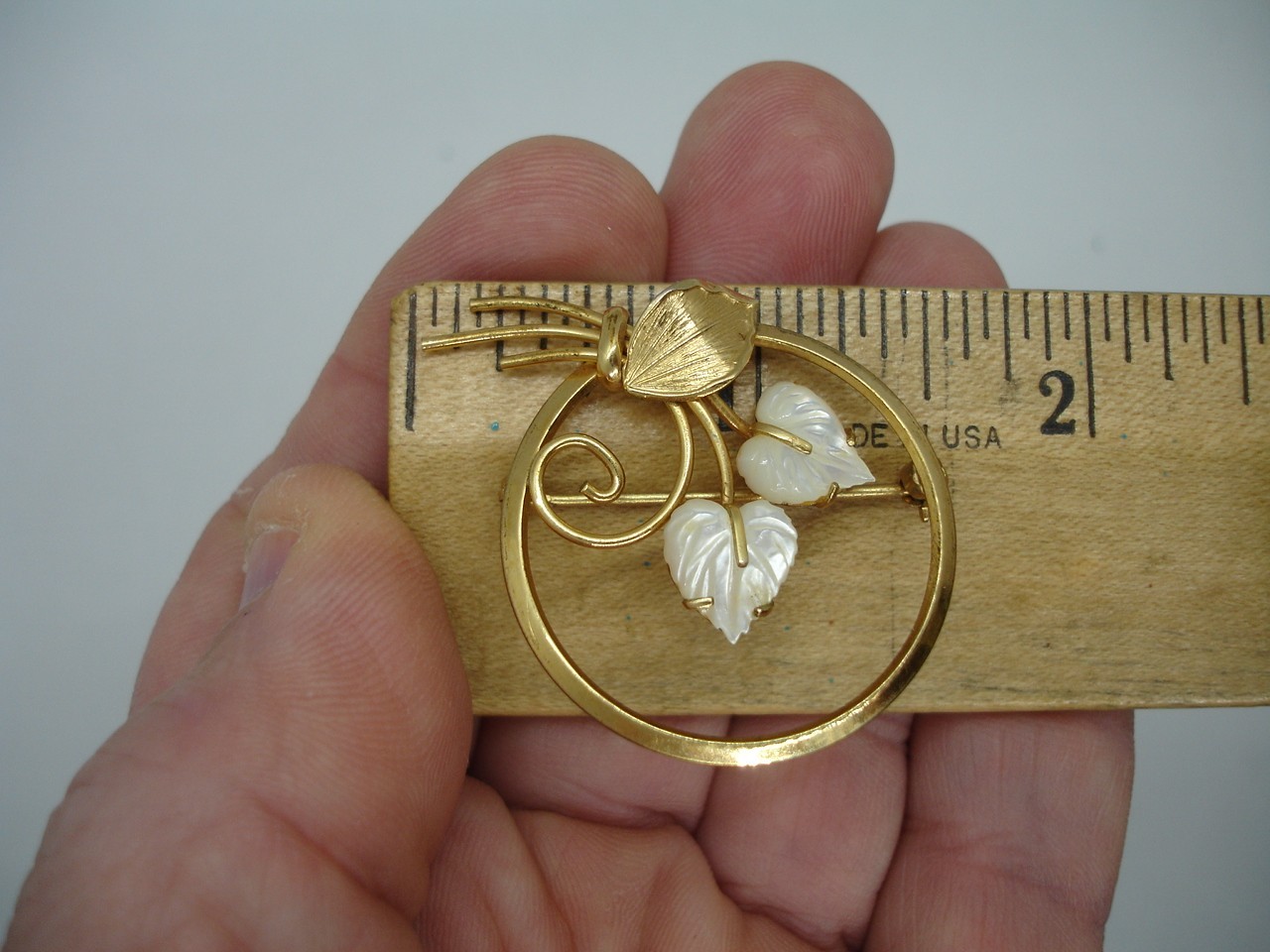 vintage leaf brooch pin beauty 1/20th 12K gold filled GF MOP pearl abalone CREED
