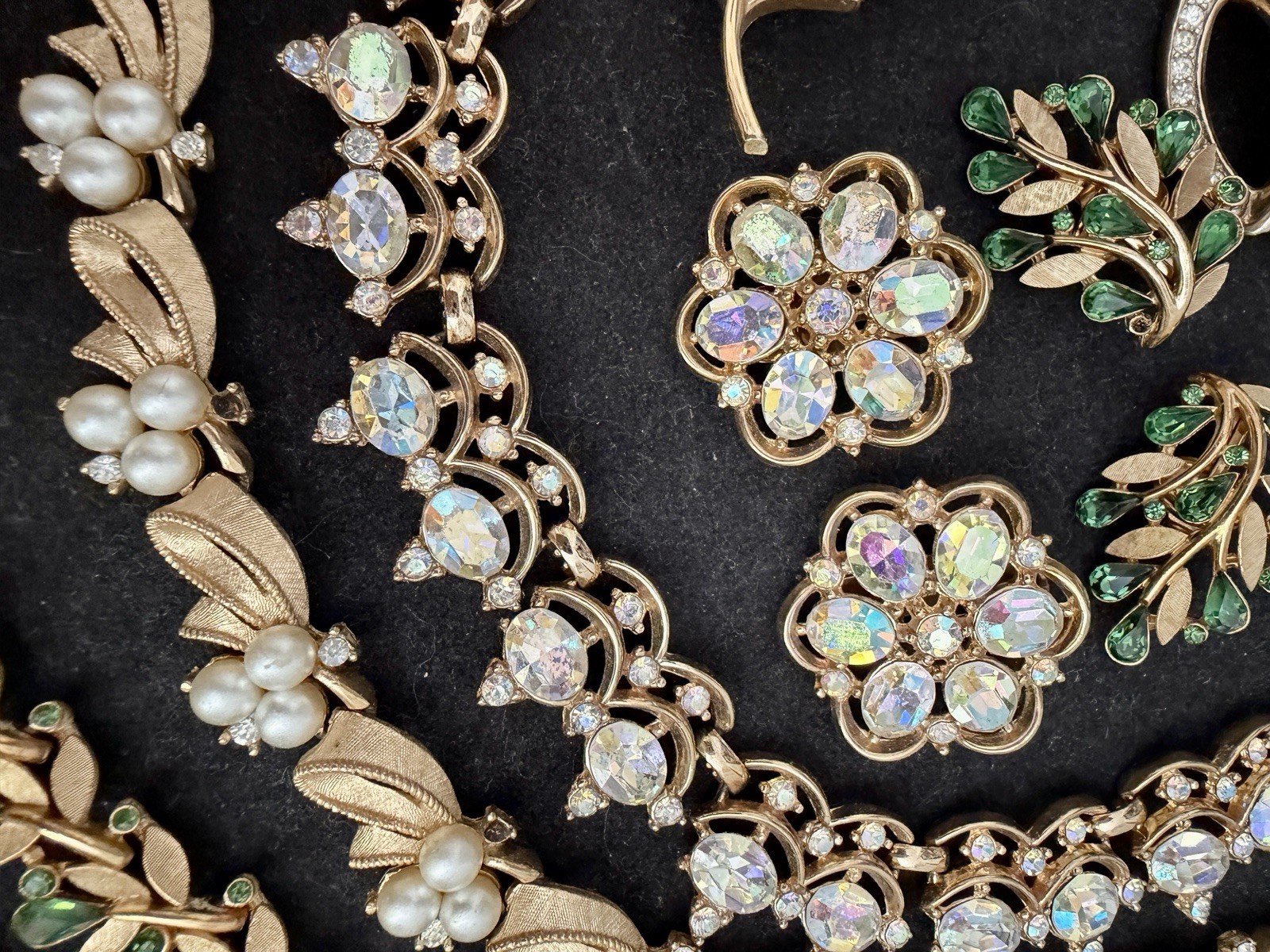 Vintage 100% CROWN TRIFARI Jewelry Lot Missing Stones Minor Repairs 38 Pieces