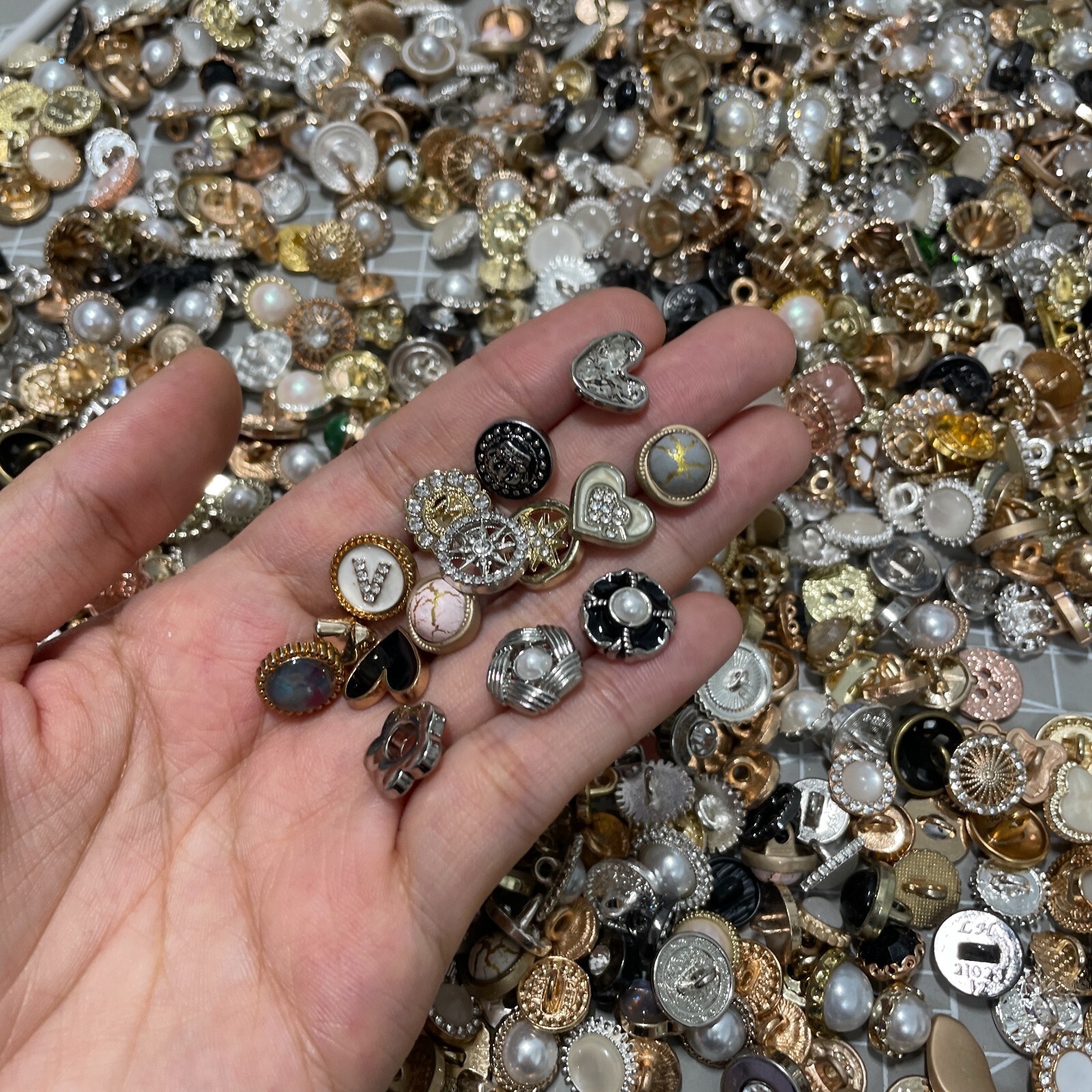 2nd Half /50p Vintage-now Costume Jewelry makeing Lots button Read Description