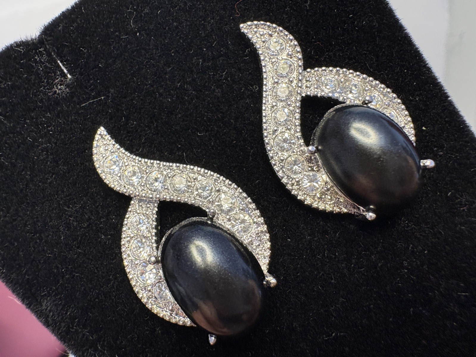 Vintage Fifth Avenue Collection Butler Crystal Rhinestone Earrings Silver Studs