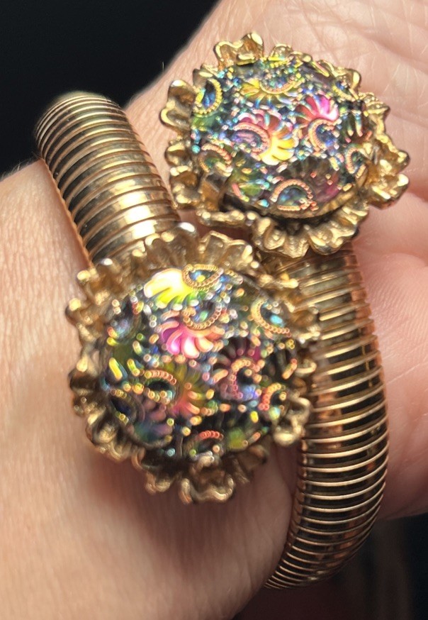 Elizabeth Morrey Vintage Wrap Bracelet Gold Tone Aurora Borealis Pressed Glass