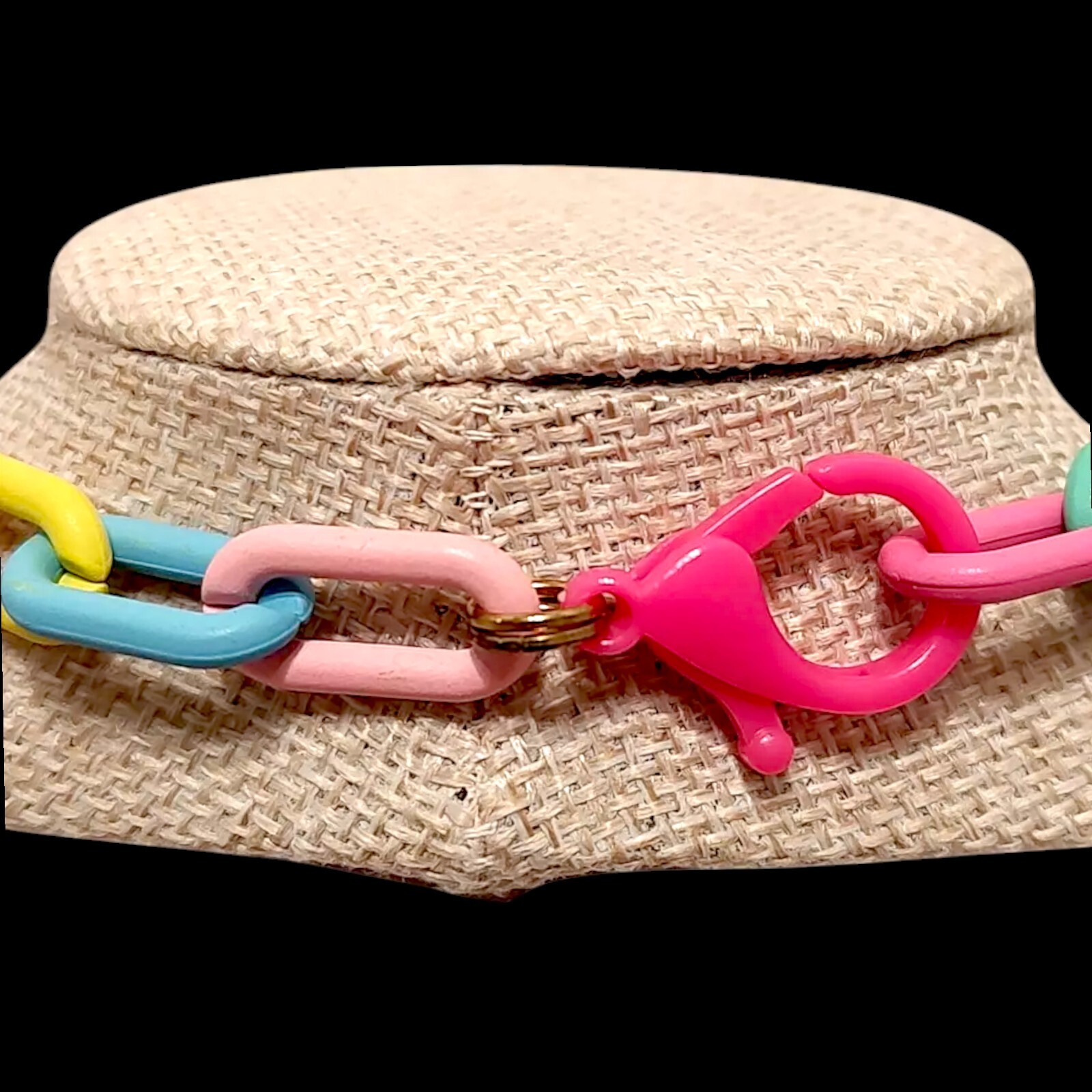 VTG Chunky Paperclip Chain Bright Colors Drop Pendant Statement Necklace 19″