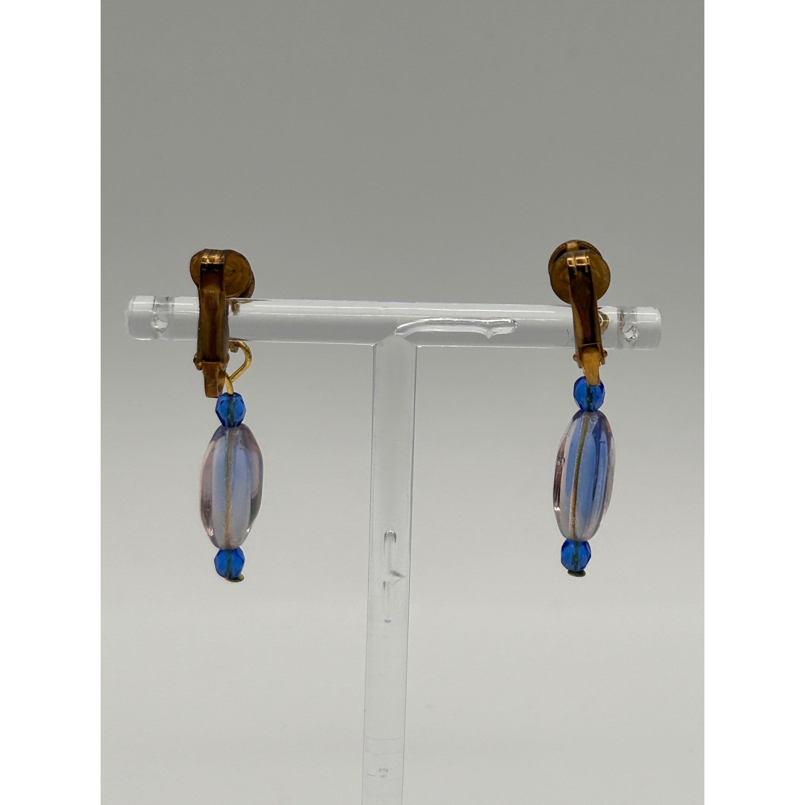 Vintage Gold Tone Blue Clear Beaded Dangle Drop Clip On Earrings