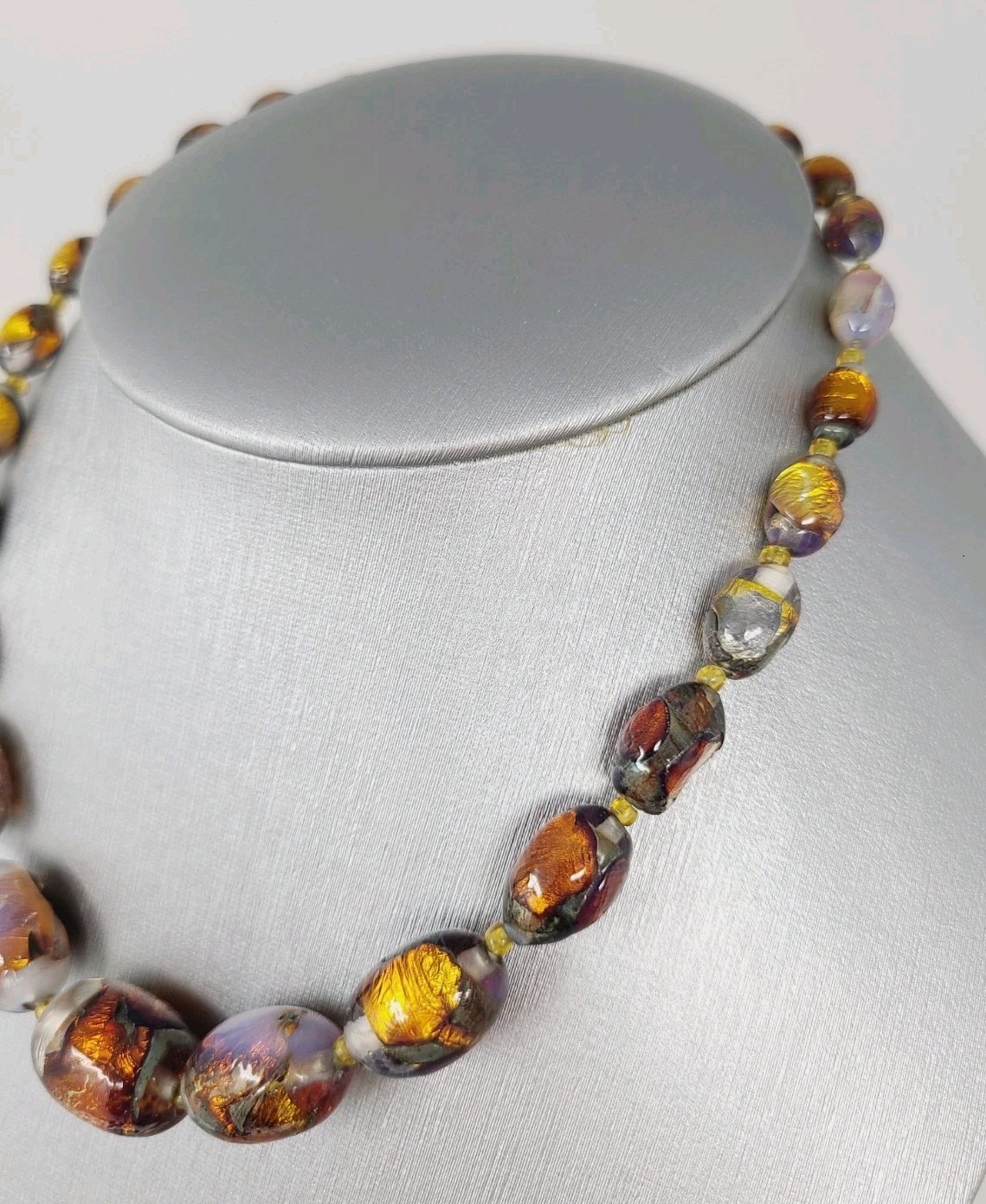 Antique Venetian Opalescent Gold Foil Oval Beaded Graduated Necklace