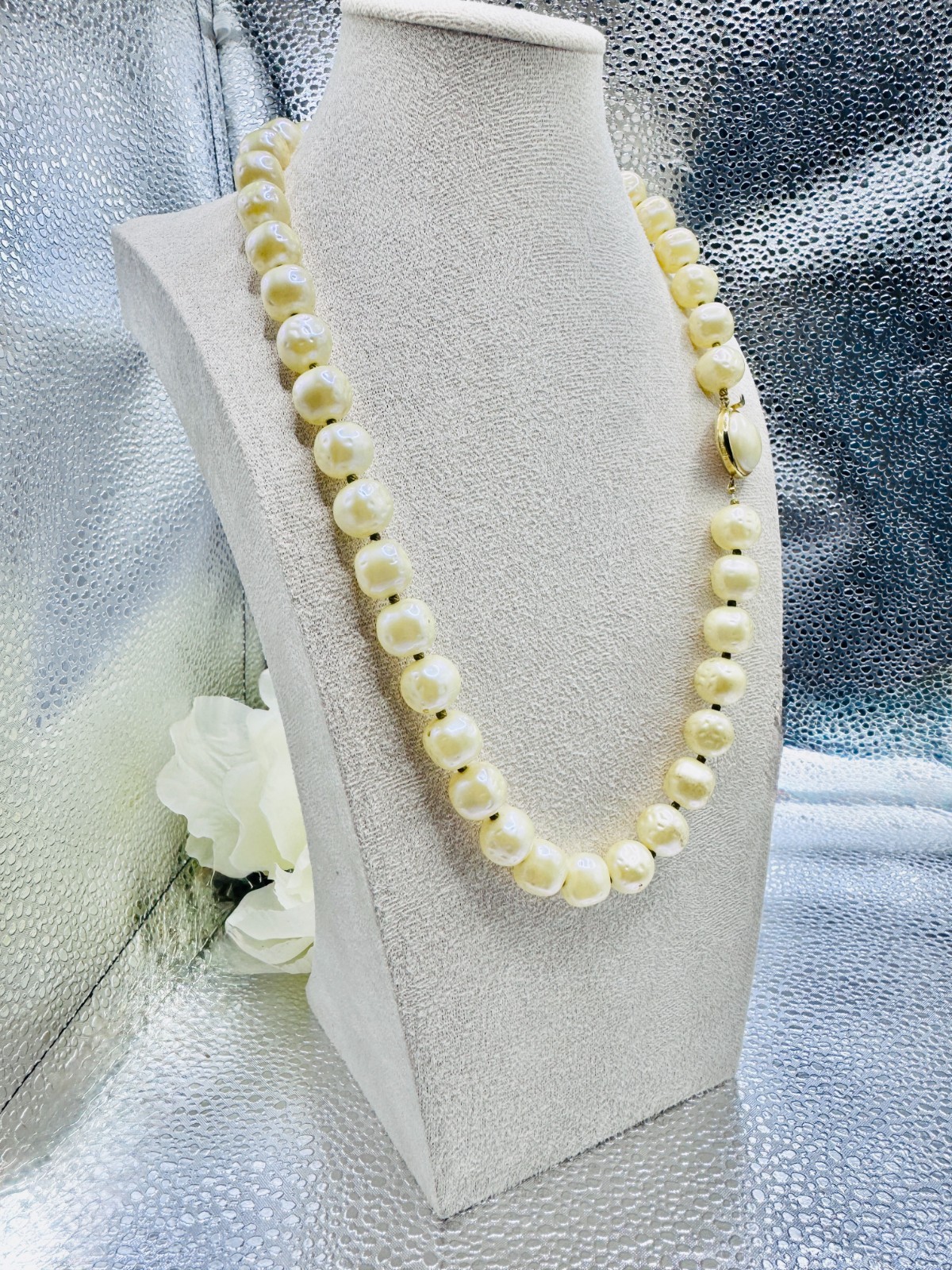 Rare! High End! “Trifari” w/Crown Over “T” 22″ Faux Baroque Pearls’ Necklace