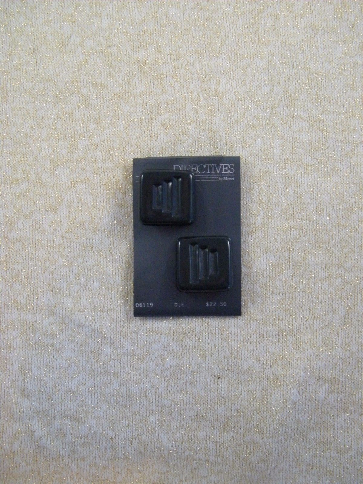 NEW VINTAGE MONET “DIRECTIVES” ~ CHUNK DARK GREY CLIP EARRINGS