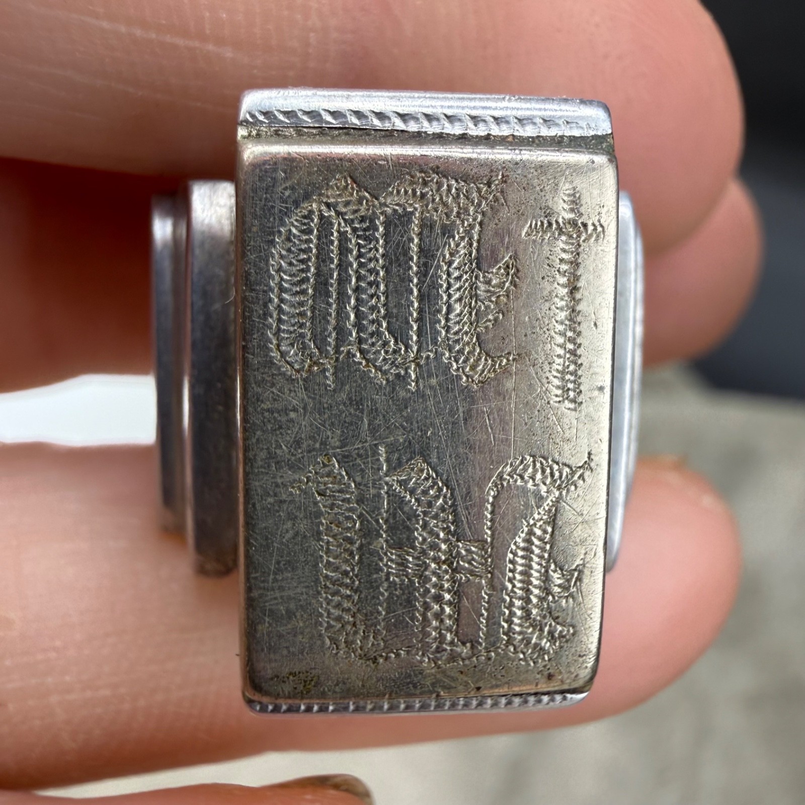 Vintage Signet Ring Silver Tone Size 7