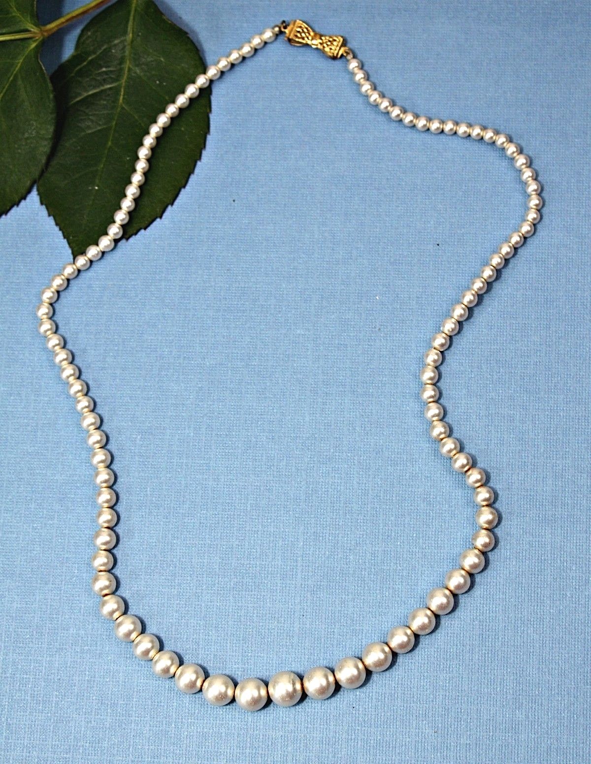 Vintage Delicate Beaded Necklace / Choker Faux Pearl Beads Jewelry Gift For Her