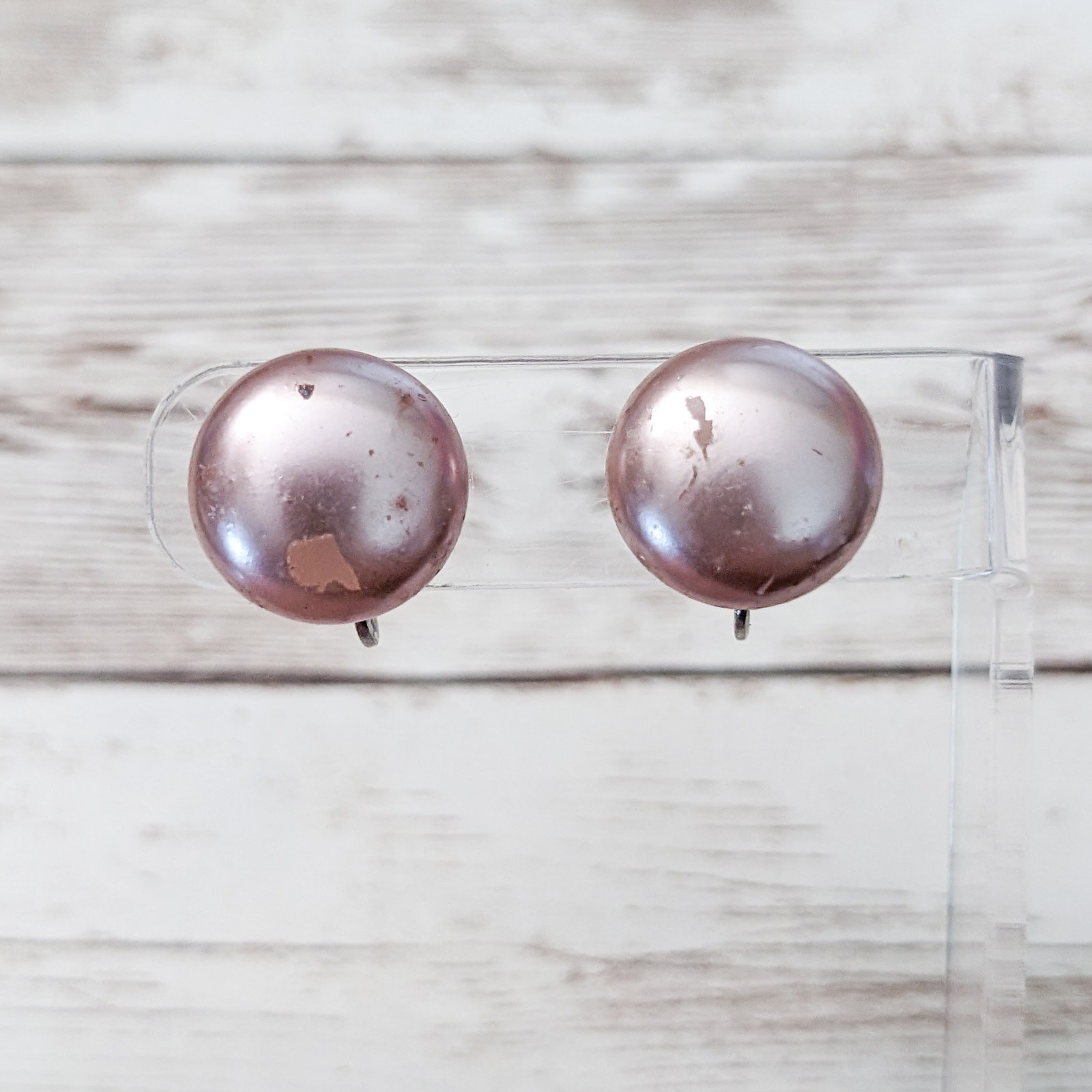 Vintage Screw On Earrings Pink Pearlescent – Poor Condition