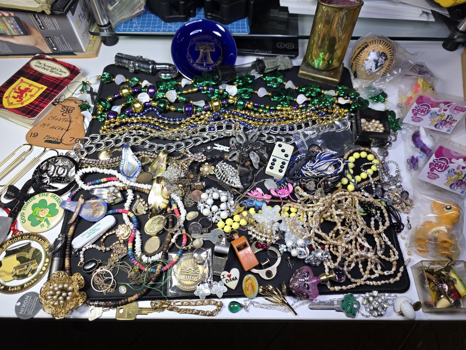 Vtg -Now JUNK drawer Jewelry Lot Scrap Harvest salvage craft Findings beads #8