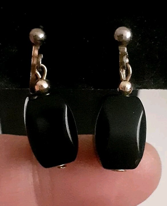 Vintage Black Lucite Rectangle Dangle/drop Clip On Earrings Gold tone