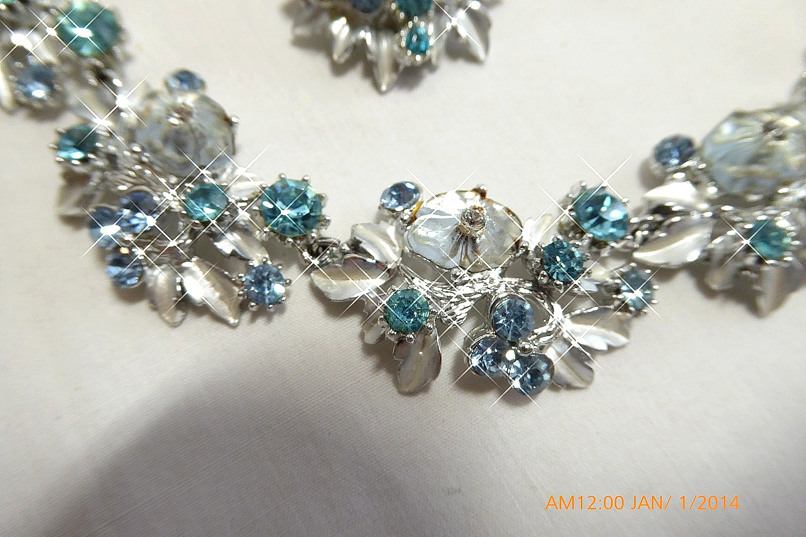 FABULOUS FLORENZA ART GLASS ENAMEL RHINESTONE NECKLACE EARRINGS SET
