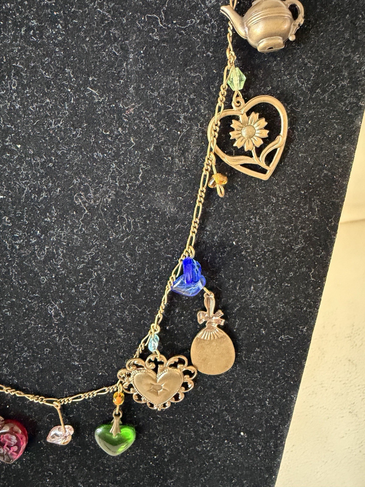 Vintage Signed Glassworks Studio Multi Charm Love Luck Fun Heart 30″ Necklace