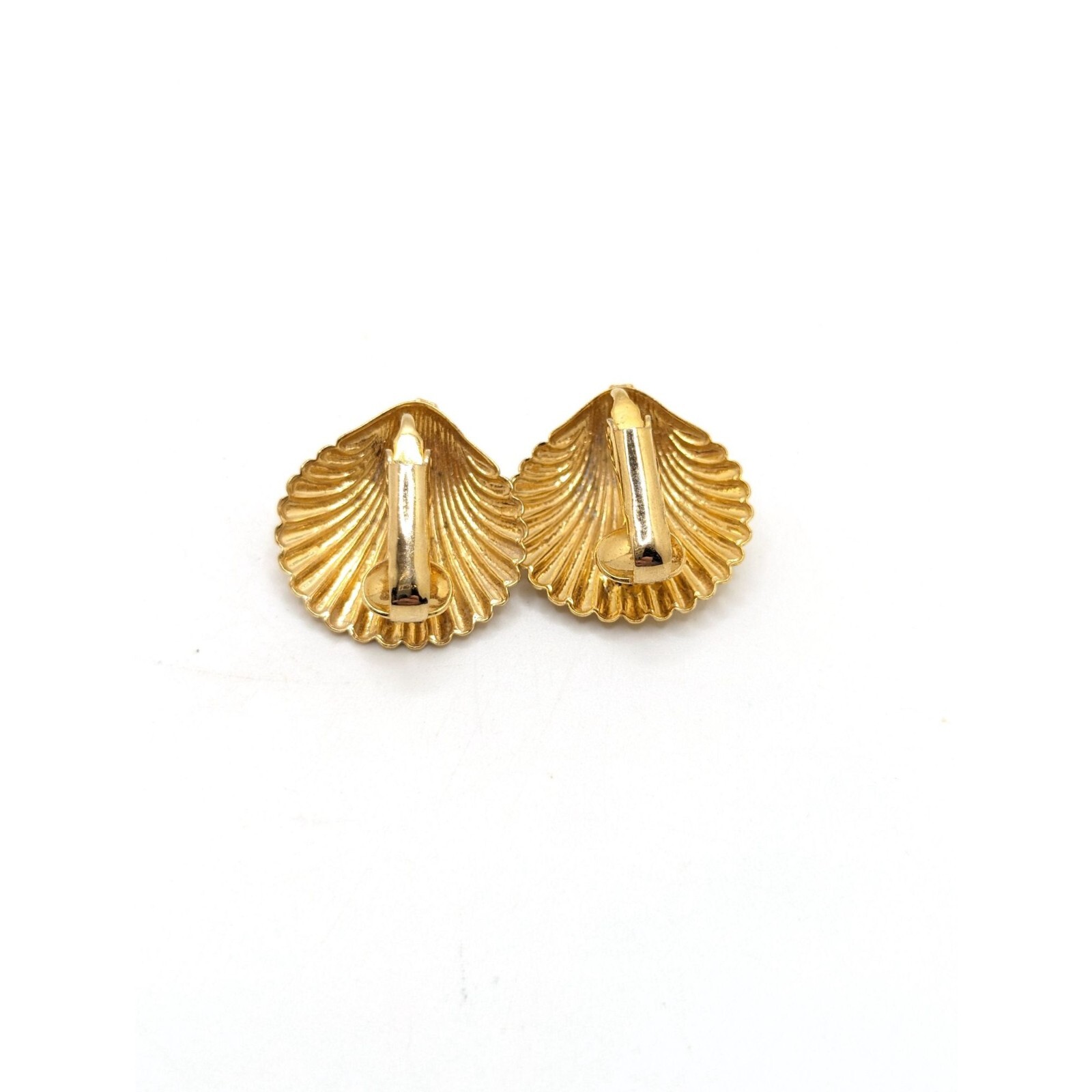 Vintage Gold Tone Art Deco Clamshell Beach Ocean Clip On Earrings Costume Gift