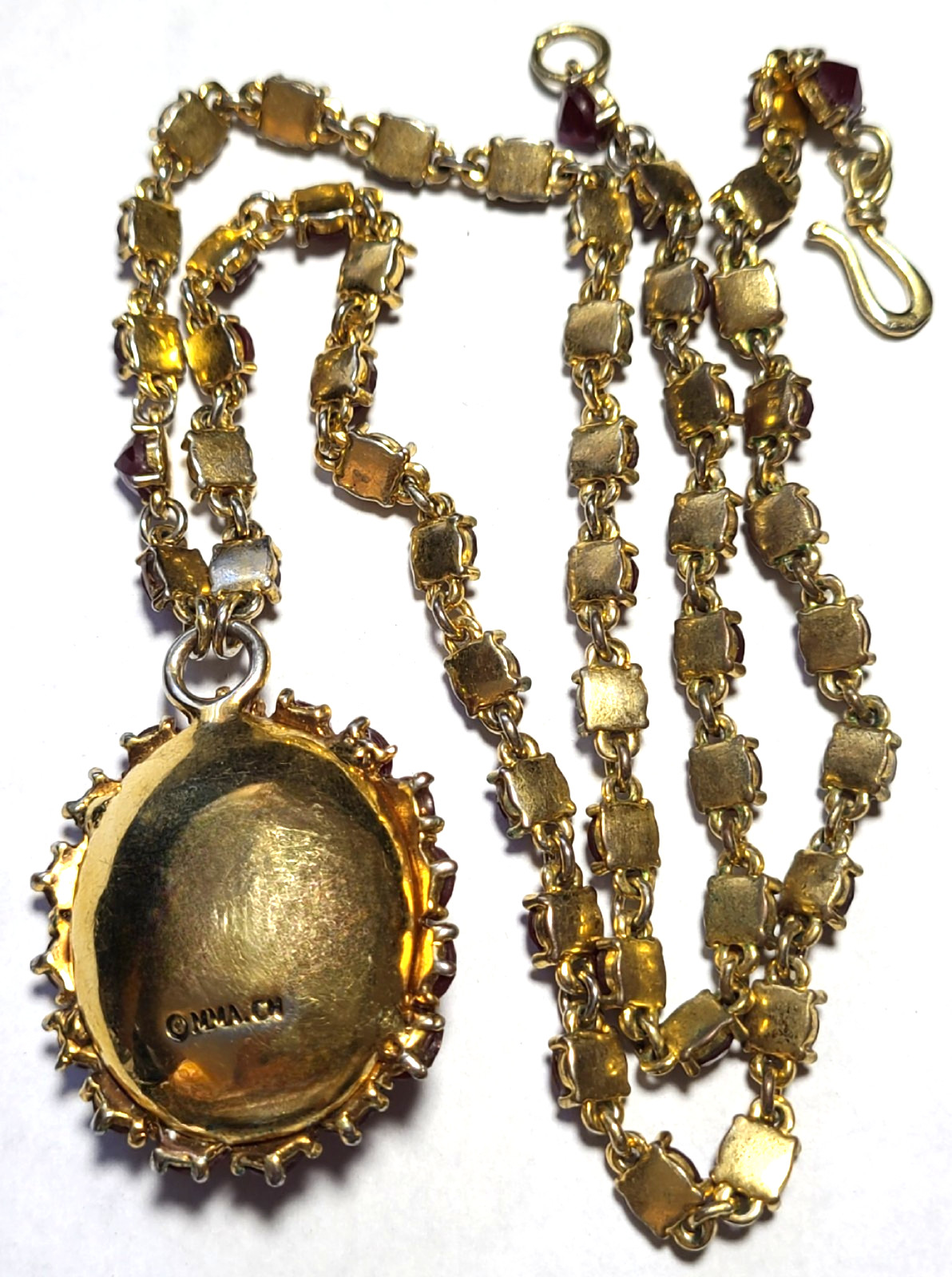 VINTAGE STUNNING CARNELIAN RED GLASS CRYSTAL SIGNED MMA CH NECKLACE