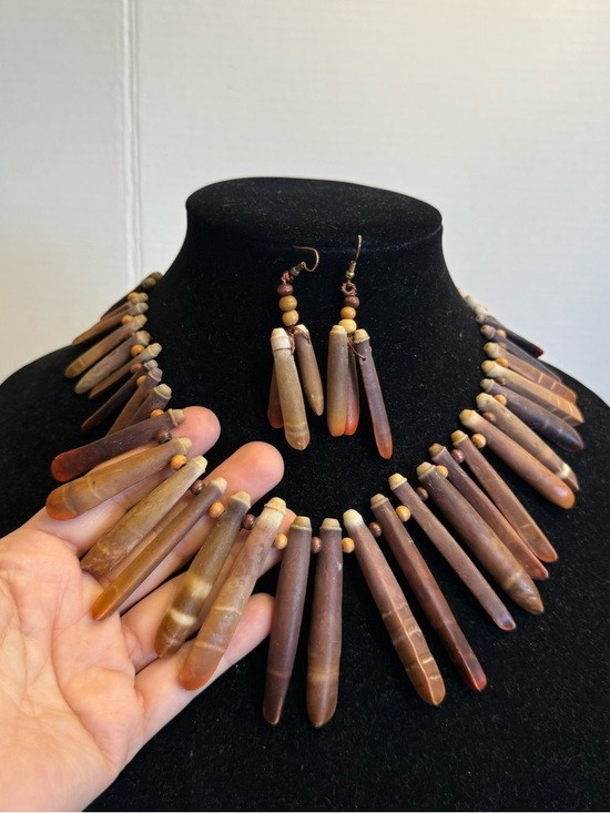 Vintage 1960’s Sea Urchin Spine Collar Necklace and Earrings Set RARE Jewelry