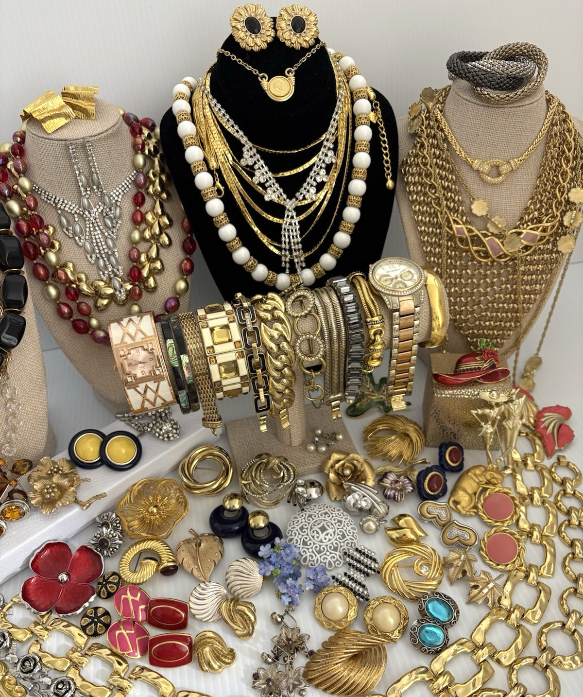 Vintage To Mod Jewelry Lot 81 Pieces Bold Signed Unsigned Designer Mixed Lot