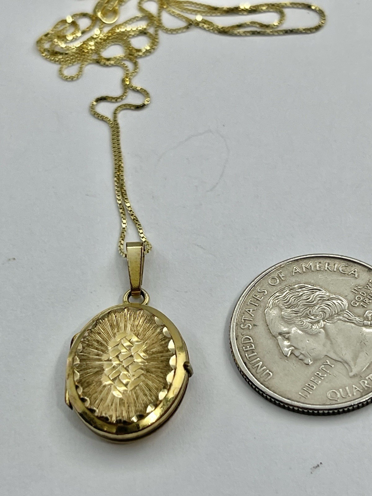 Vintage Rolled Gold Diamond Cut Design Double Oval Locket by Andreas Daub 18”