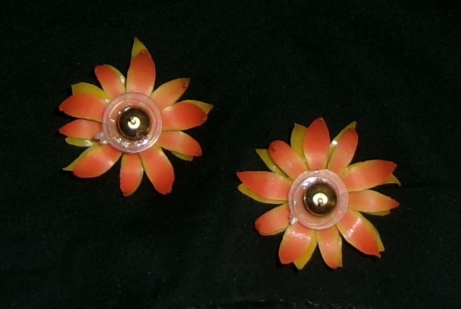Vintage Plastic Flower Earrings Orange Yellow-Layered Pierced