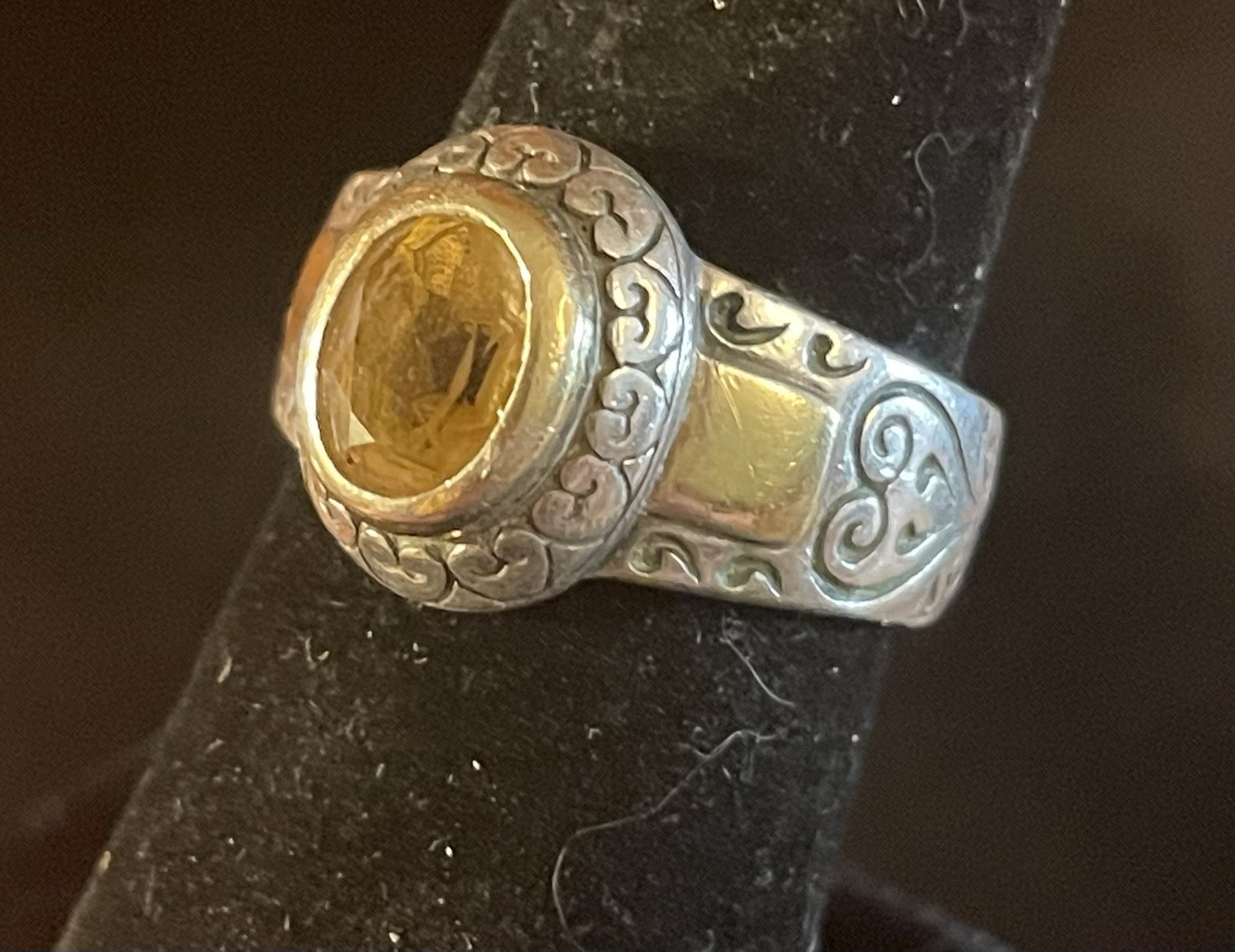 Vintage Sterling Silver Yellow Stone Ring. Size 6. Signed. Stamped